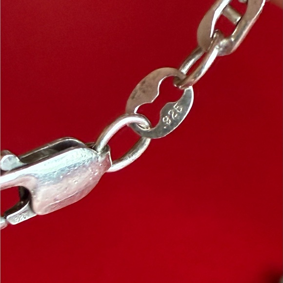 Elegant Silver Chain Necklace - Picture 3 of 5